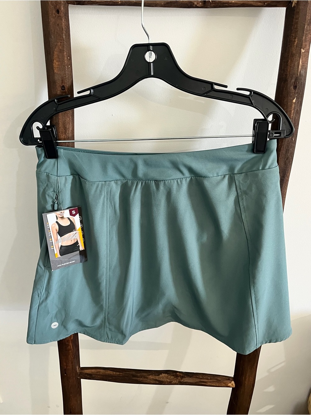 Avia Pleated Skort in Grayed Teal